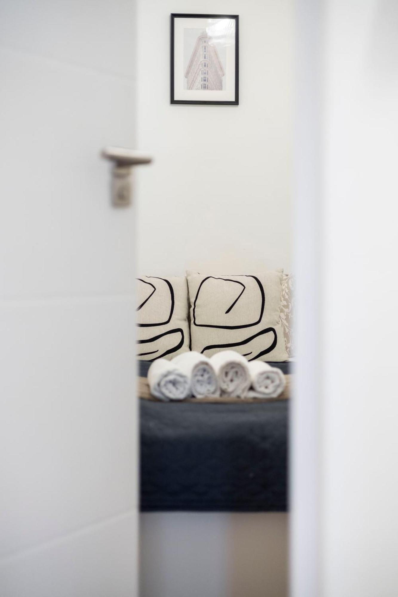 Charming & Cozy Central 1Bedrm Suites Budapest Exterior foto